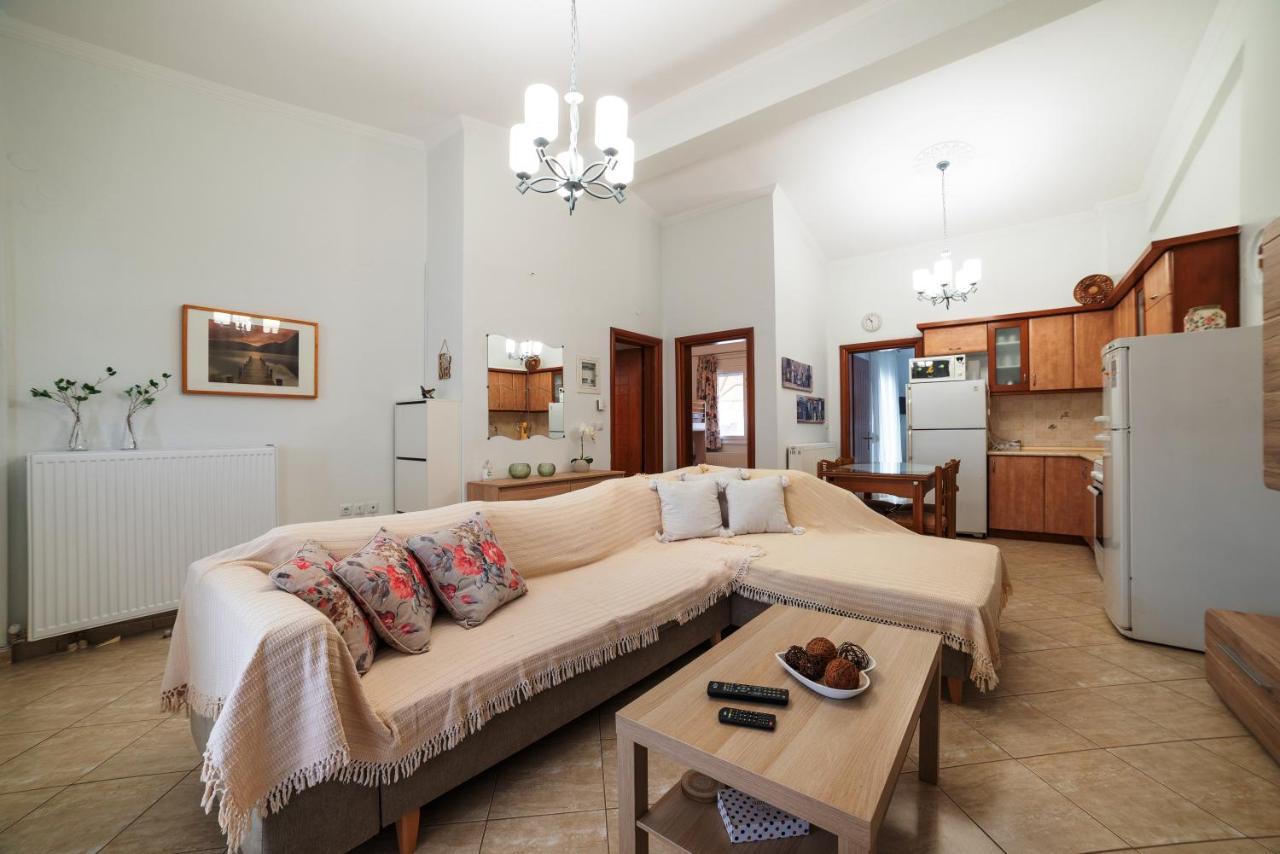 Porto Ofrynio Central Deluxe Golden Apartment Ofrínio Kültér fotó